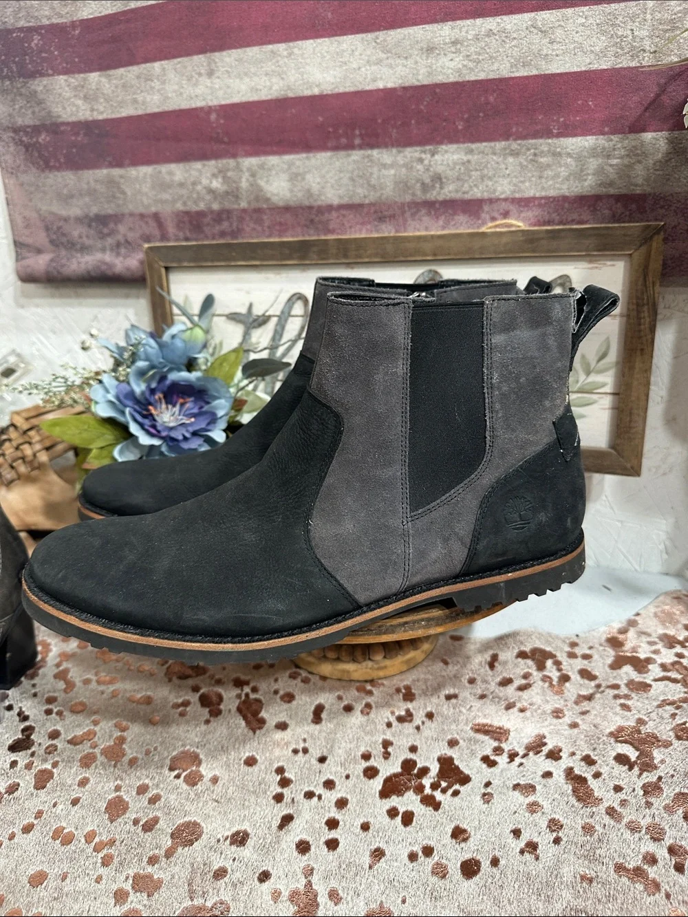 Timberland Black & Gray Chelsea Zip Ankle Boots